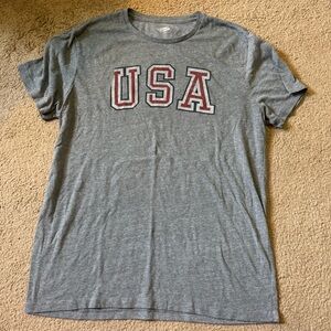 Gray USA Graphic T-Shirt Old Navy Large Softwashed 4th of July